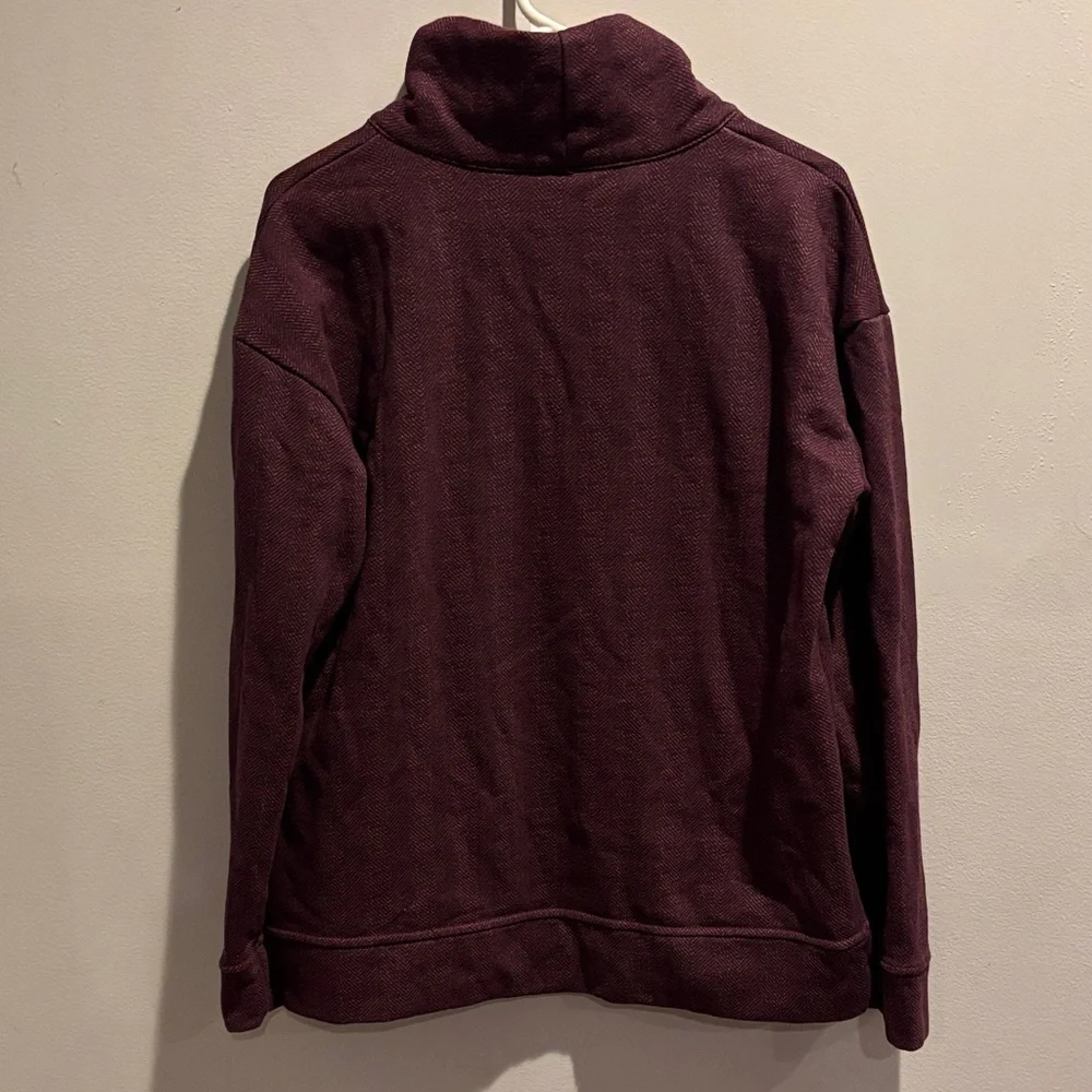 Women’s Maroon Turtleneck Sweater